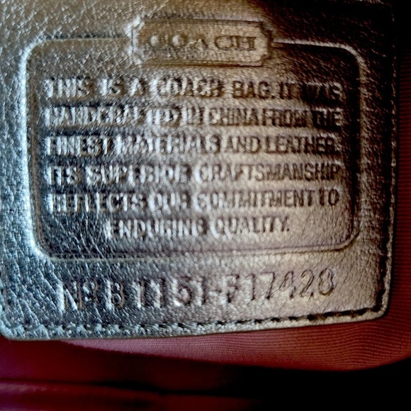 COACH Gallery Signature Hobo Multicolored Striped Shoulder Bag w/ COA, EUC - Picture 10 of 11